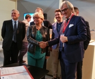 Immagine associata al documento: Siglato a Milano il nuovo Accordo quadro di collaborazione tra Regione Puglia e FederlegnoArredo