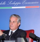 Immagine associata al documento: Sud: da Scajola due contratti di Programma per Campania e Puglia
