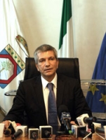 Immagine associata al documento: Mobile imbottito, Vendola scrive al Ministro Romani