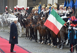 Immagine associata al documento: Il Presidente della Repubblica saluta gli italiani nel mondo