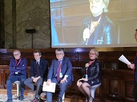 Immagine associata al documento: Capone a Napoli per evento Unicredit